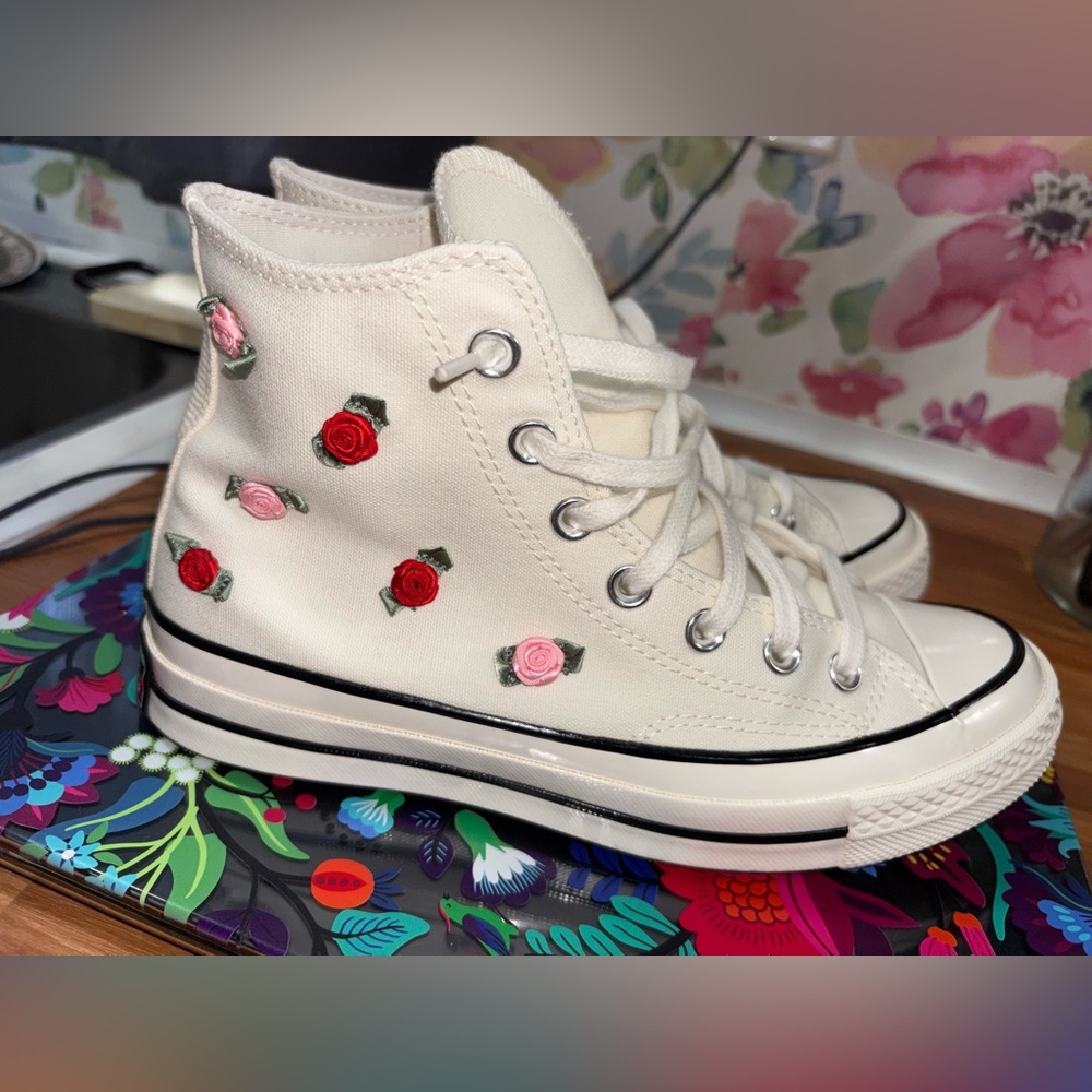 🌹 Rose Converse 🌹